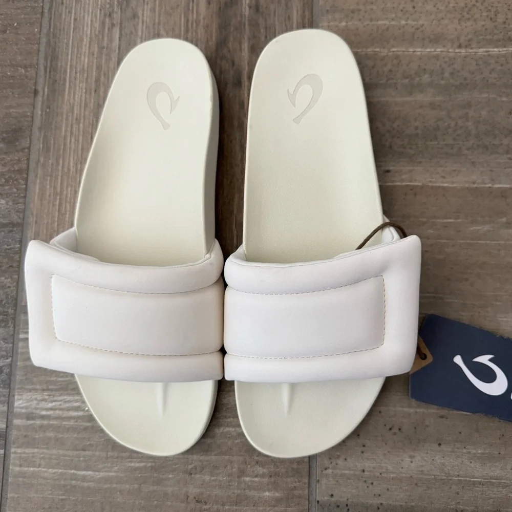 OluKai sunbeam slide